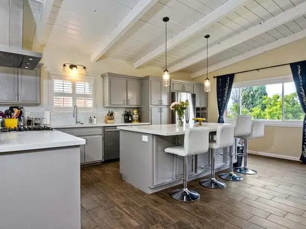 6824 Amber Pl, Lemon Grove, CA 91945
