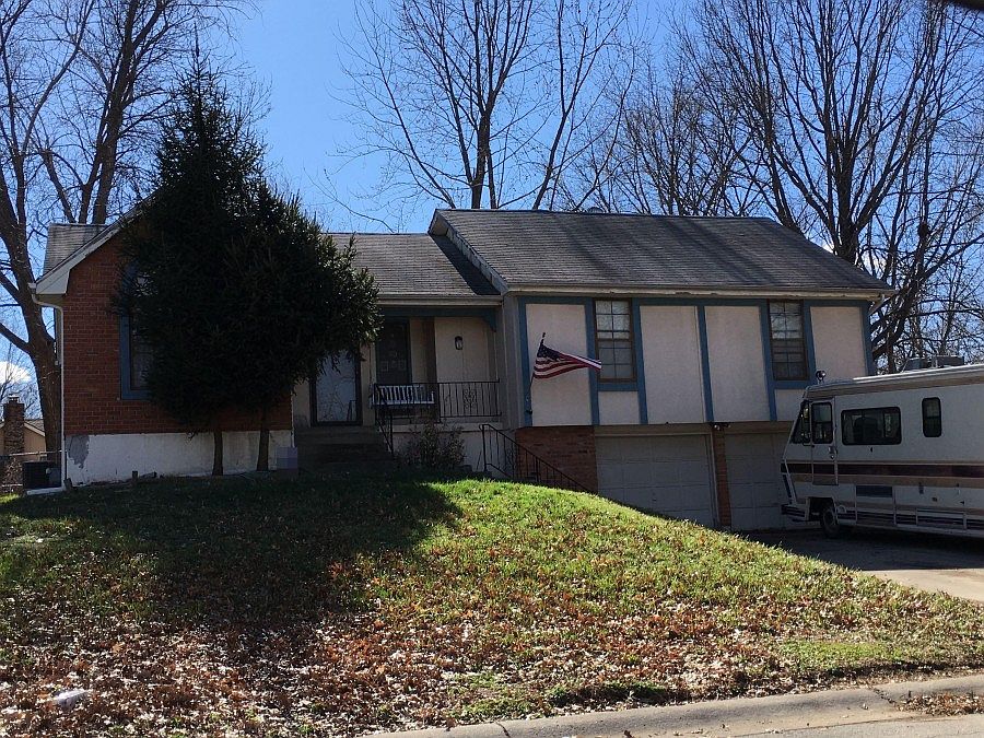 1st image of 9004 Laurel Ave