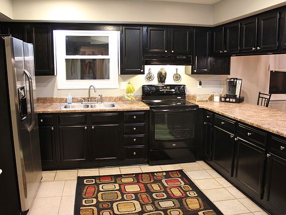 2nd image of 1648 Ashton Dr