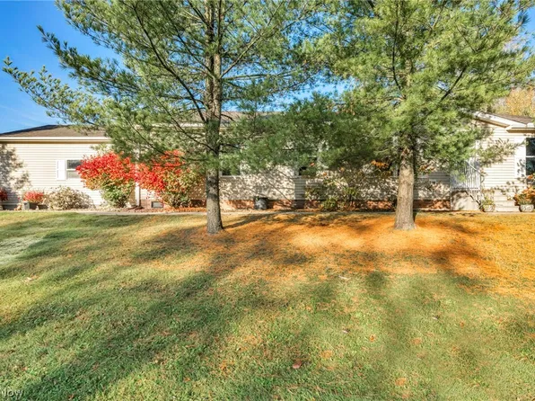 557 Chambers Rd, Chardon, OH 44024