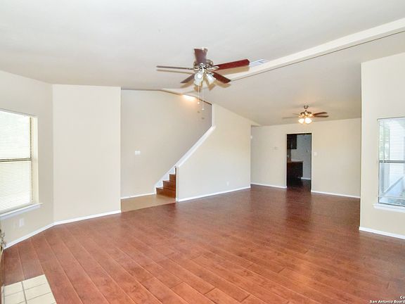4th image of 2102 CENTERVILLE DR