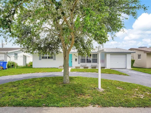 7960 Shalimar St, Hollywood, FL 33023