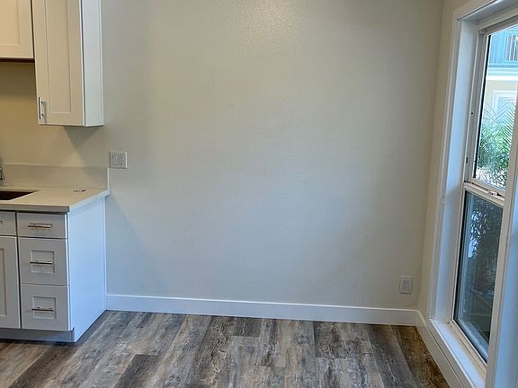 4th image of 5747 Lauretta St APT 2