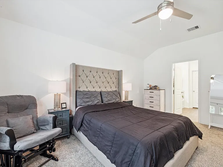 20209 Portbec Dr — Photo 12