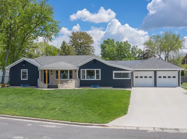 228 North Highland STREET, Hustisford, WI 53034