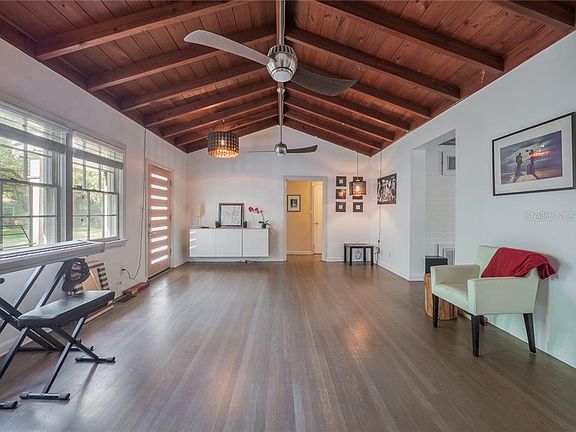 4th image of 1107 Seville Pl