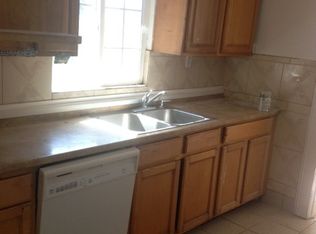 5592 Avenue 400, Dinuba, CA 93618