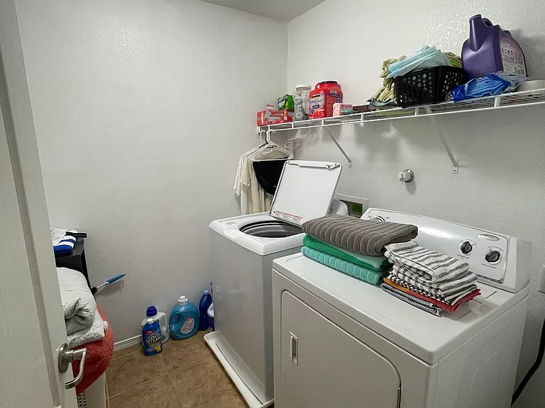 10823 Lobos Creek Way NE — Photo 23