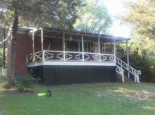 8240 River Rd, Warrior, AL 35180