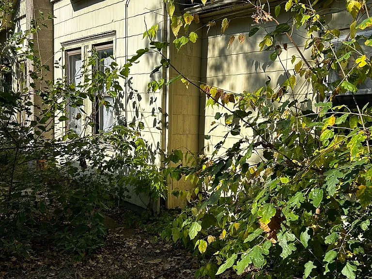 304 N Spruce St — Photo 40
