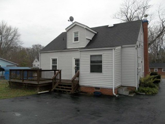 2nd image of 201 Academy Ave
