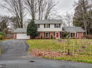 9512 Seddon Ct, Bethesda, MD 20817