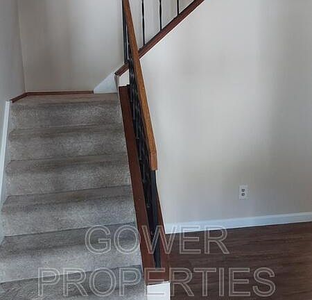 4th image of 10019 Dove Oak Ct
