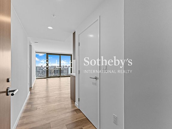 3rd image of 1515 Liona St #4007L