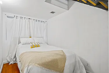 Rented by SLR REAL ESTATE