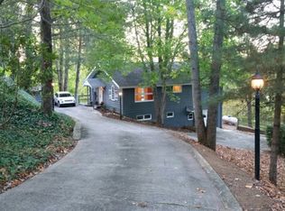 390 Lake Ridge Dr, Hiawassee, GA 30546