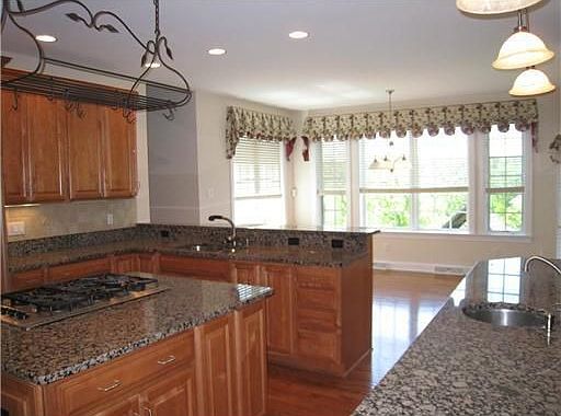 5th image of 6111 Turnberry Dr