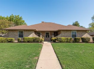 1111 Huntington Dr, Duncanville, TX 75137