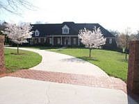 2nd image of 120 Allmond Ln