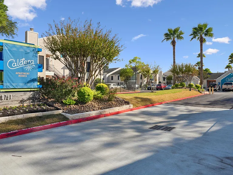 Caldera Apartment Homes — Photo 31