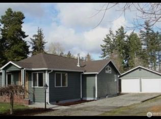 2015 93rd St E, Tacoma, WA 98445