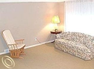 17711 Lennane, Redford, MI