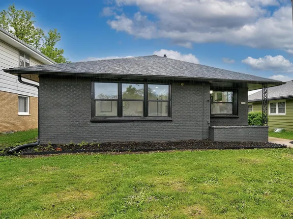 4326 N 100th STREET, Milwaukee, WI 53222