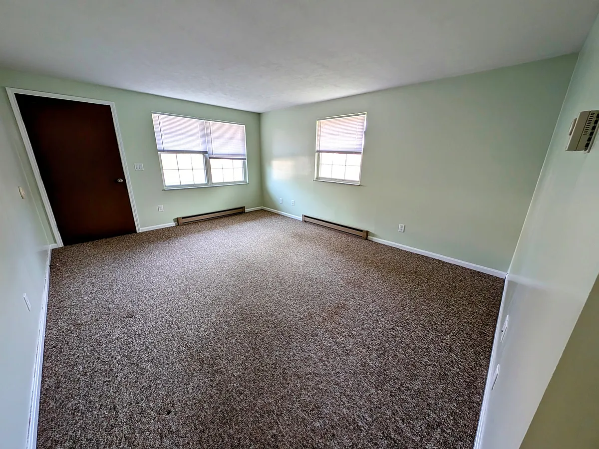 Building Photo - 100 Regency Ct #101