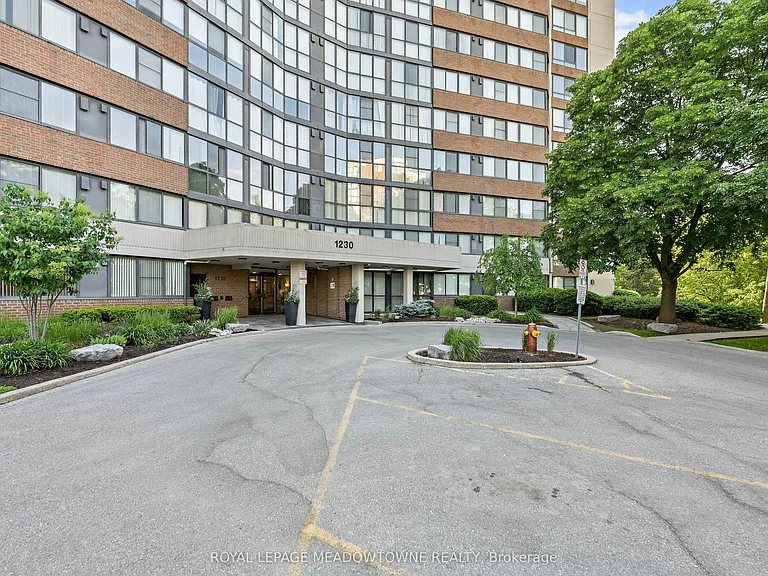 1230 Marlborough Ct #506 — Photo 3