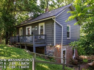 129 1291/2 W Washington St, Athens, OH 45701