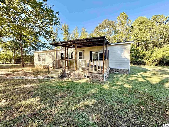 2nd image of 848 Yellow Pine Rd