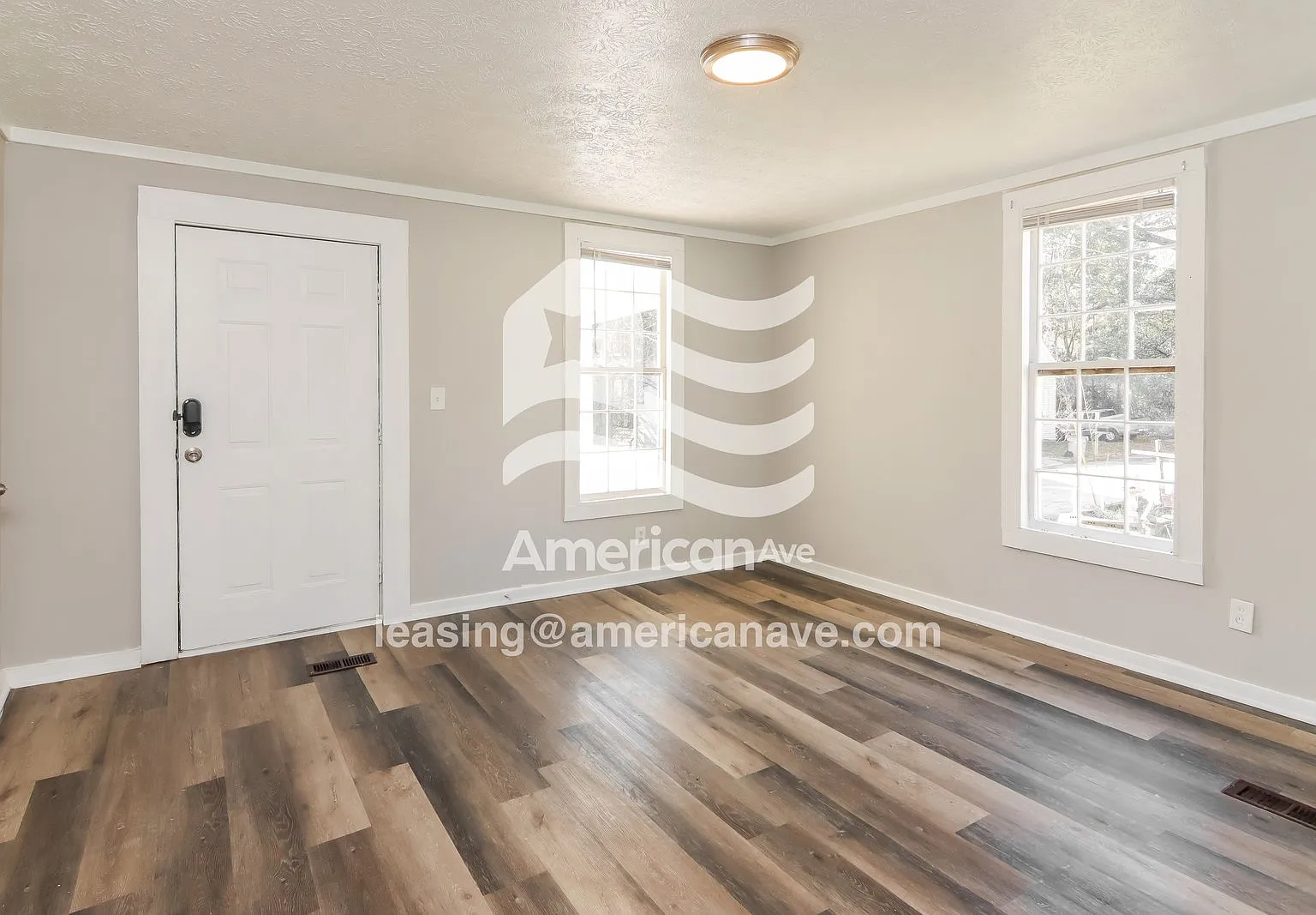 4 bed, 1.5 bath, 1503 sqft, $1,397 — Photo 2