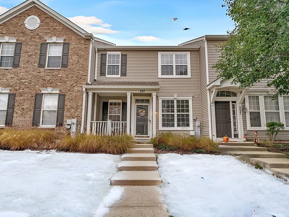 1st image of 235 Springbrook Trl S