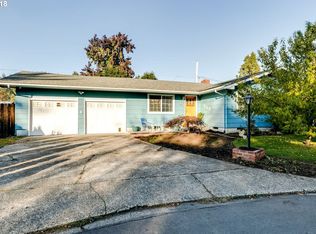 2240 El Bonita Pl, Springfield, OR 97477