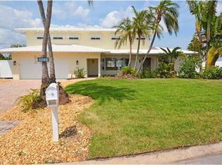 5403 Pali Way, St Pete Beach, FL 33706