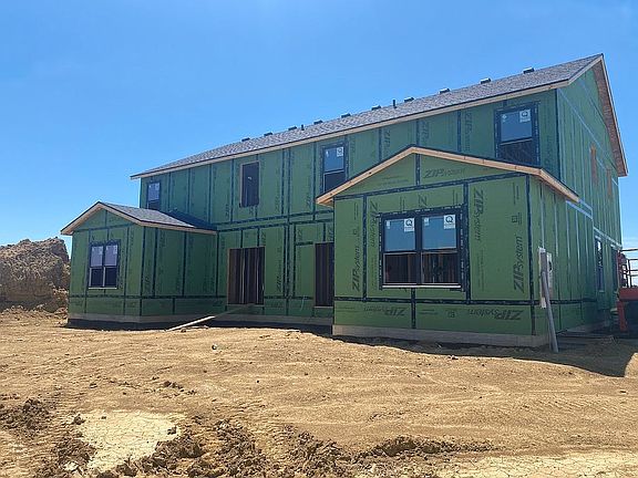 3rd image of 401 Jenny Ln