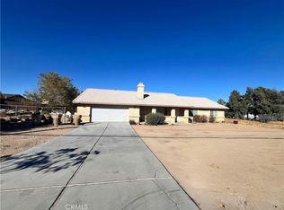 15242 Sycamore St, Hesperia, CA 92345