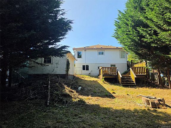 4th image of 315 View St