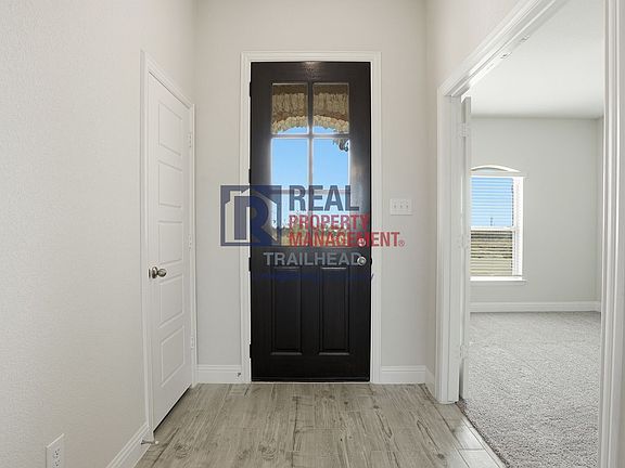 5th image of 329 Comfort Dr