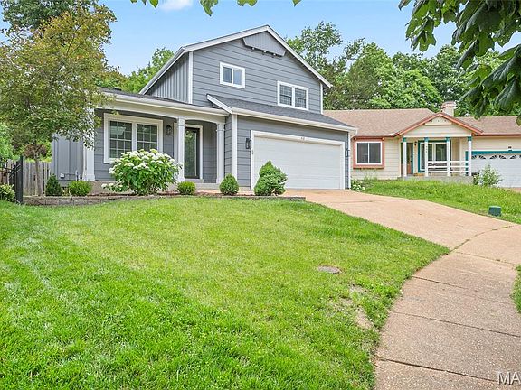 2nd image of 412 Treetop Village Ct