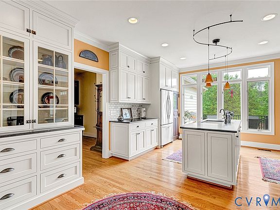 4th image of 15140 Deep Spring Dr