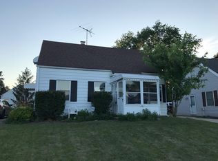 3246 Oakwood Dr, Cuyahoga Falls, OH 44221