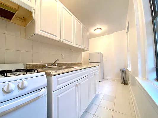 Rented by Compass | media 3