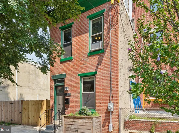 2125 E Firth St, Philadelphia, PA 19125