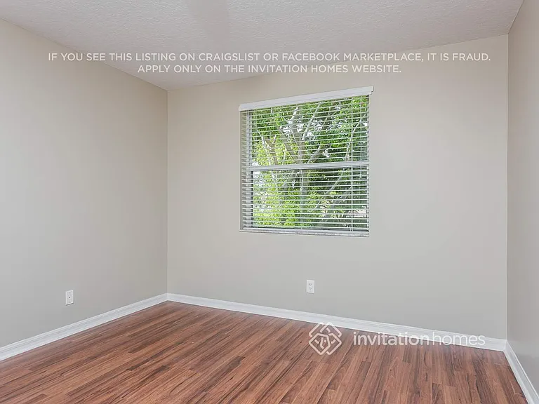 7729 Cedar Hurst Ct — Photo 16