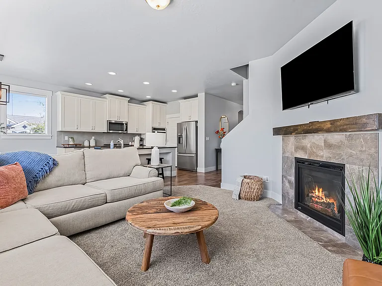 5983 W Los Flores Dr — Photo 42