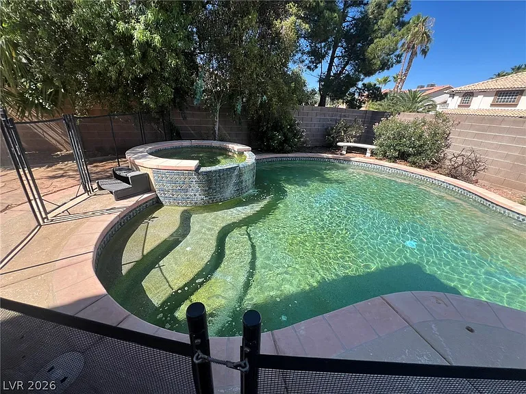 2836 Via Florentine St — Photo 41