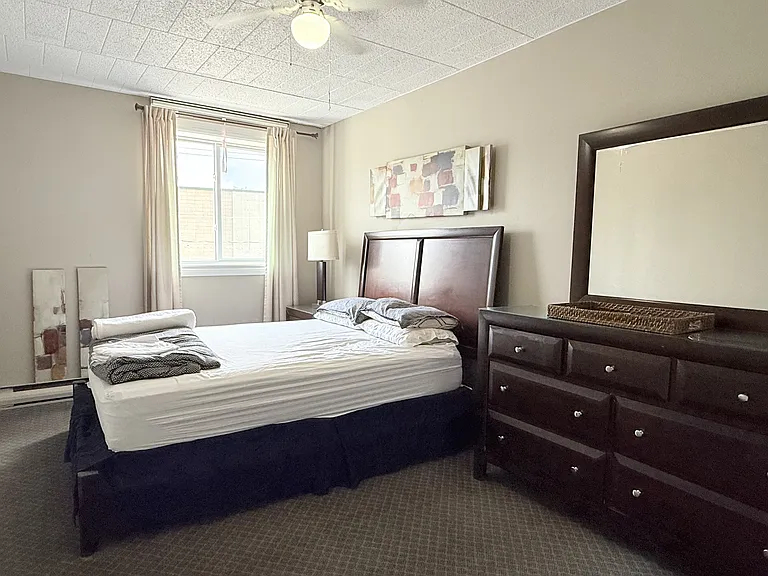 360 Tecumseh Rd W #302 — Photo 8