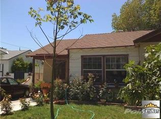 19516 Gault St, Reseda, CA 91335