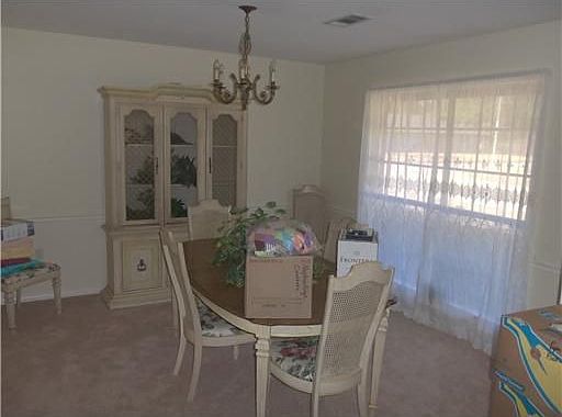 4th image of 1103 Hickory Dr
